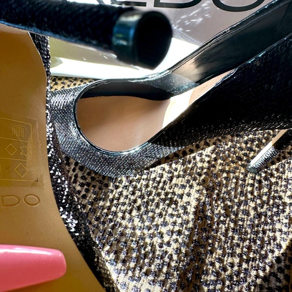 BLACK SEQUIN HEELS - Picture 7 of 10